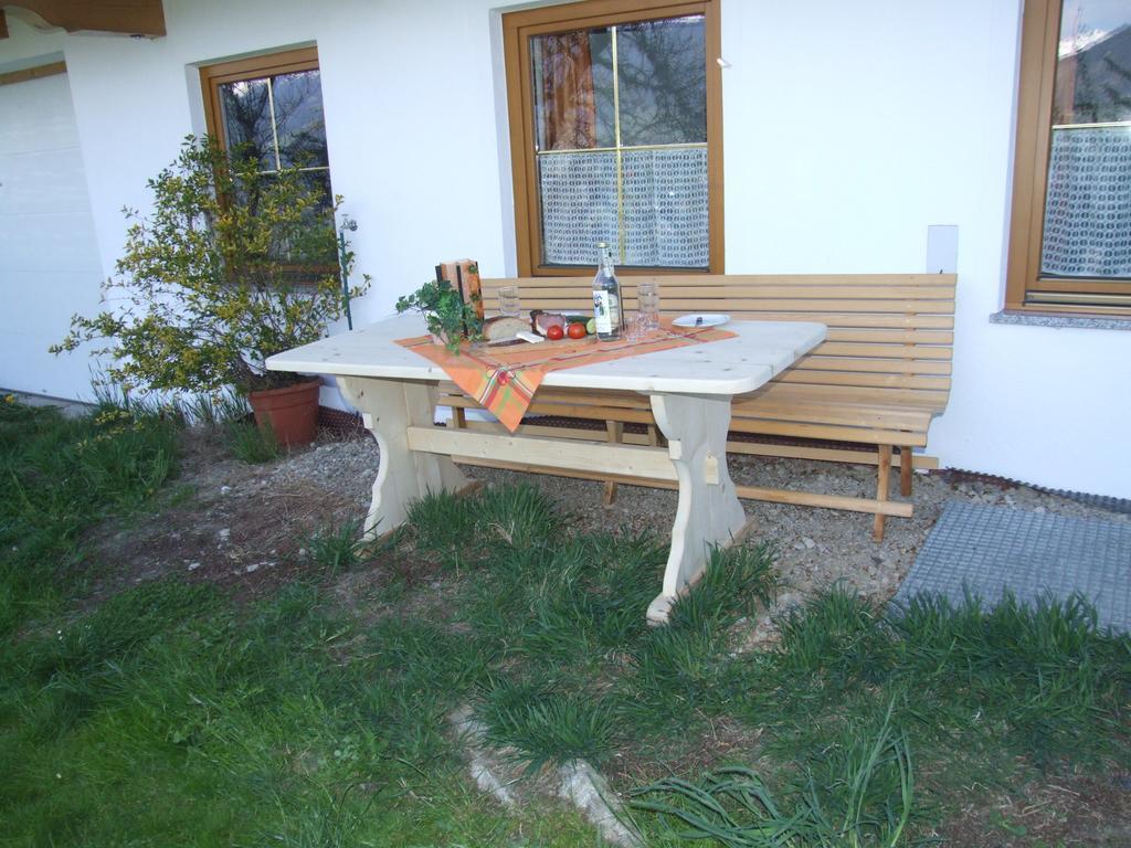 Ferienwohnung Lehenhof رييد ايم زيلرتال الغرفة الصورة